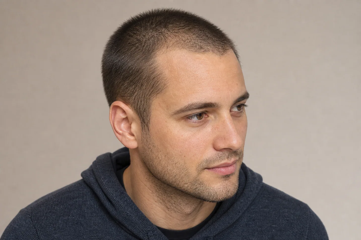Buzz Cut for Thinning Hair: Which Guard, and When It Works