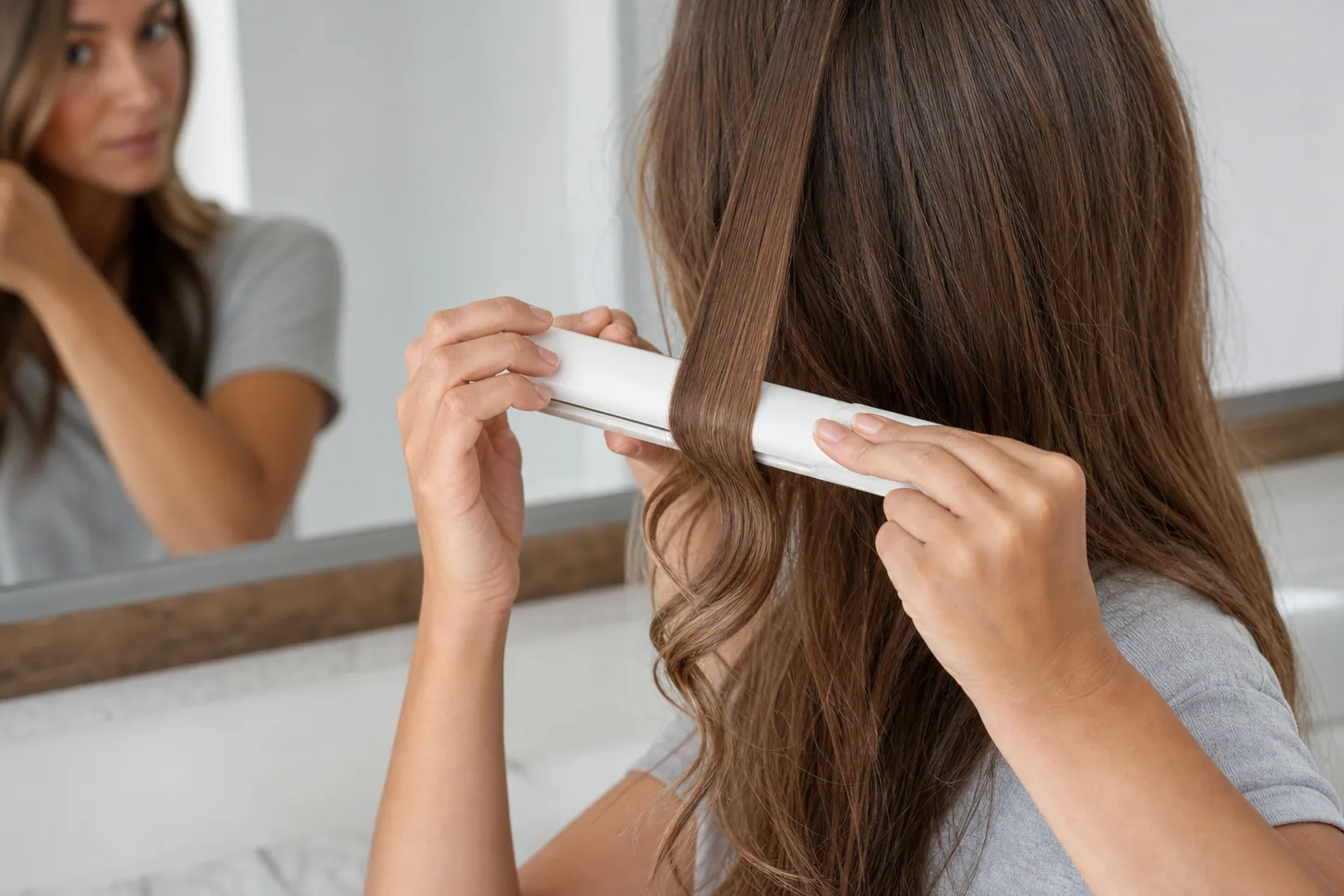Curling fine hair with a flat iron