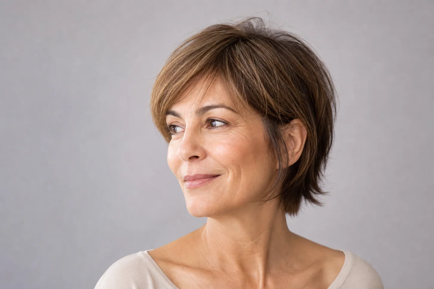 16 flattering hairstyles for fine hair over 50