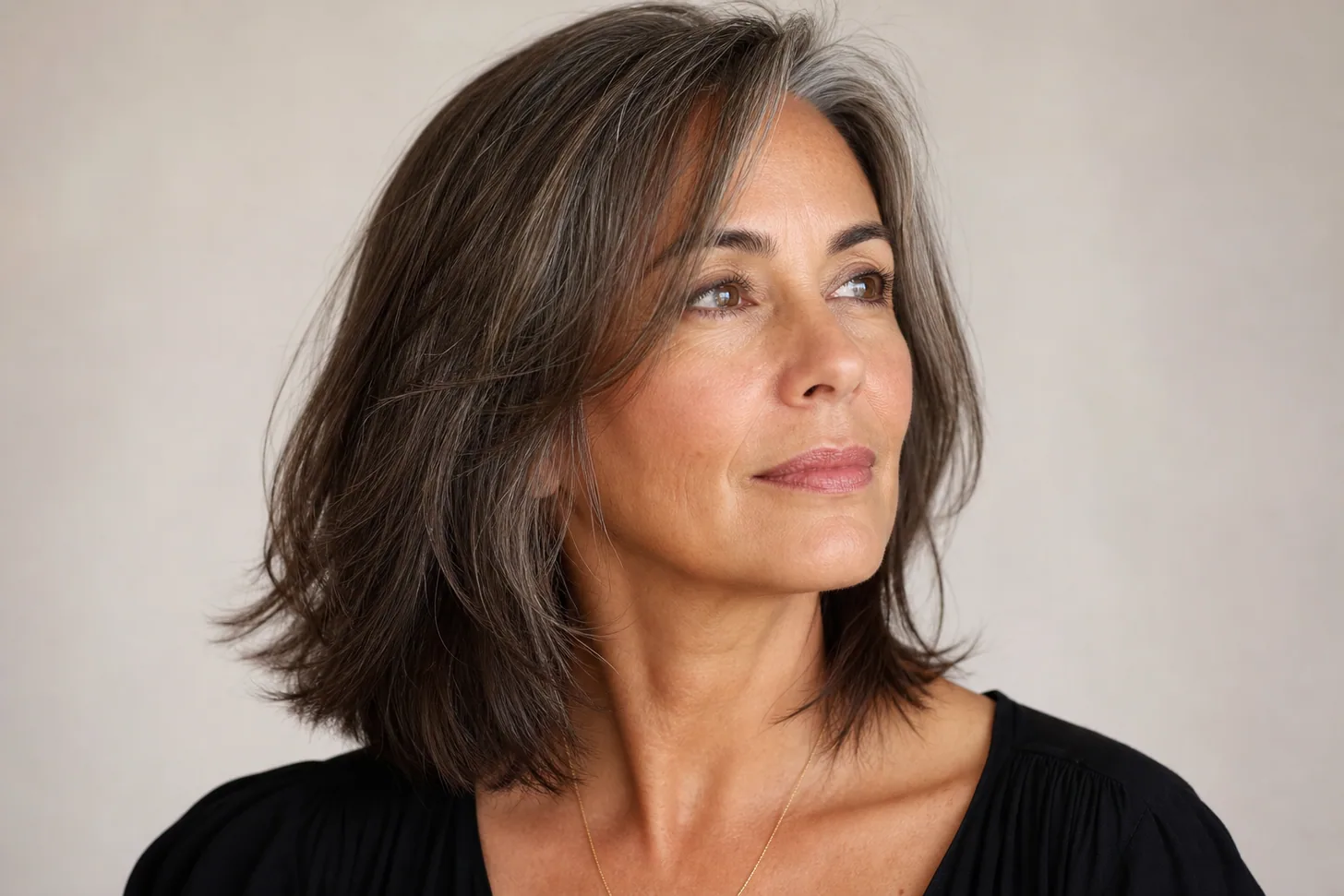 18 medium-length hairstyles for fine hair over 50