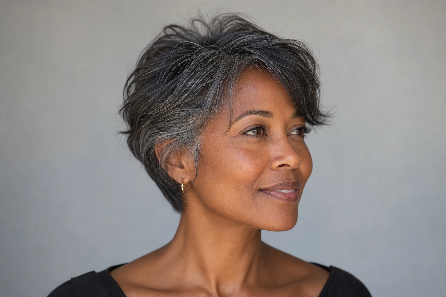 18 short hairstyles for fine hair over 50