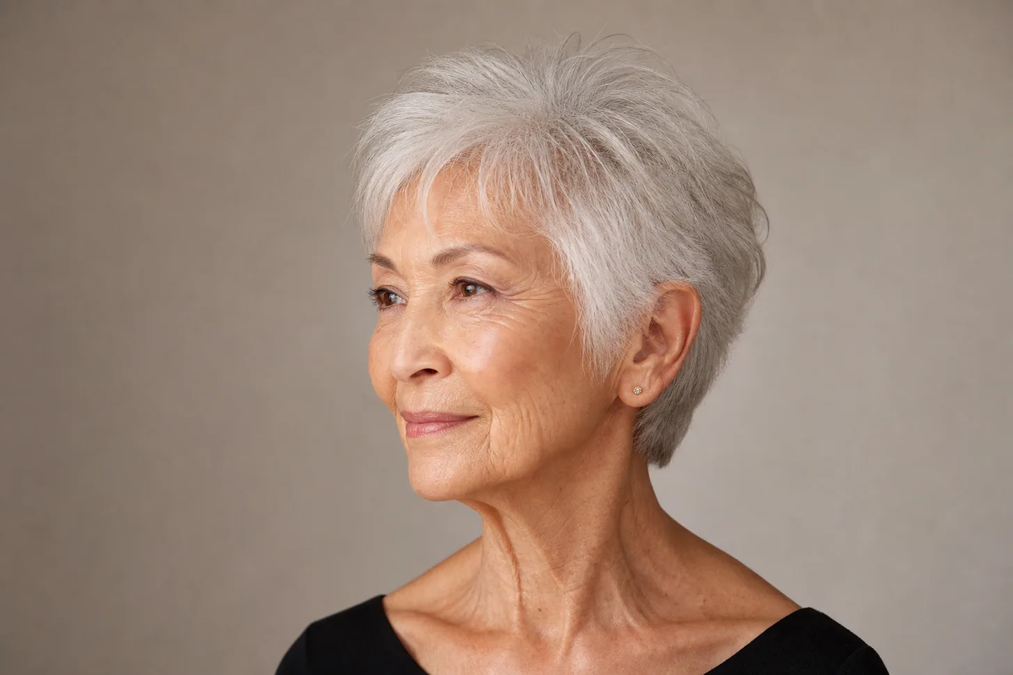 16 short hairstyles for fine hair over 70